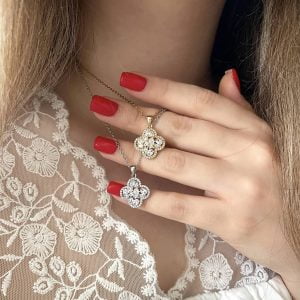 گردنبند ونکلیف