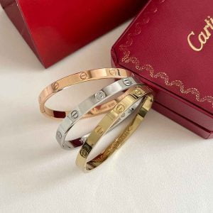 بنگل کارتیه Love