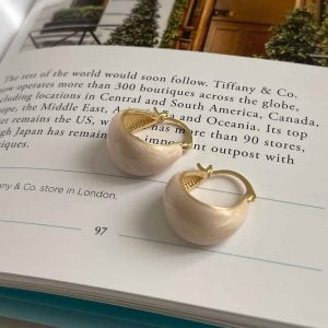 گوشواره میناکاری صدفی کرم