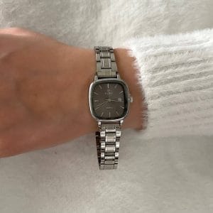 ساعت فلورا صفحه مربعی دودی