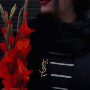 گل سینه ایوسن لورن (YSL)