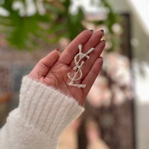 گل سینه ایوسن لورن (YSL)