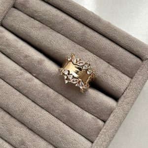 انگشتر طرح طلا