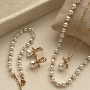 دستبند مروارید و گوی