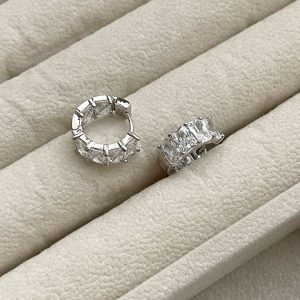 گوشواره ژوپینگ طرح جواهر