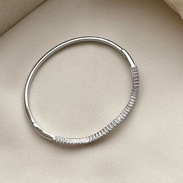 بنگل تنیسی طرح جواهر ژوپینگ